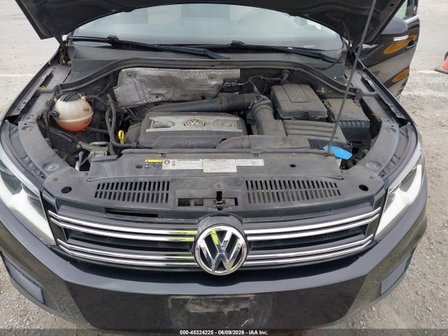 WVGRV7AX4HK003203 Volkswagen Tiguan 2.0t Wolfsburg Edition