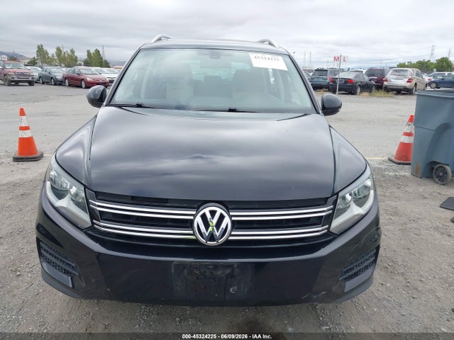 WVGRV7AX4HK003203 Volkswagen Tiguan 2.0t Wolfsburg Edition