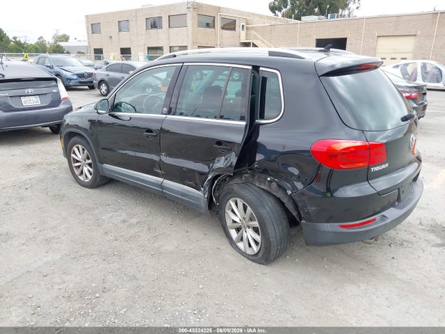 WVGRV7AX4HK003203 Volkswagen Tiguan 2.0t Wolfsburg Edition