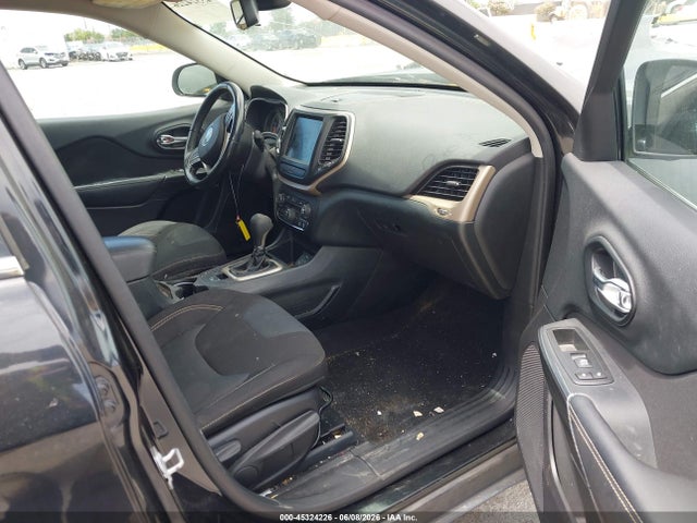 Jeep Cherokee Latitude 2016 1C4PJLCS3GW168006 Image 5