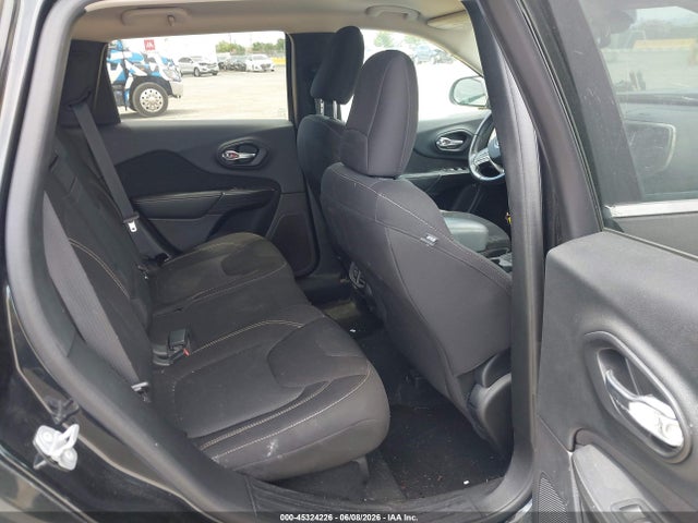 Jeep Cherokee Latitude 2016 1C4PJLCS3GW168006 Image 8