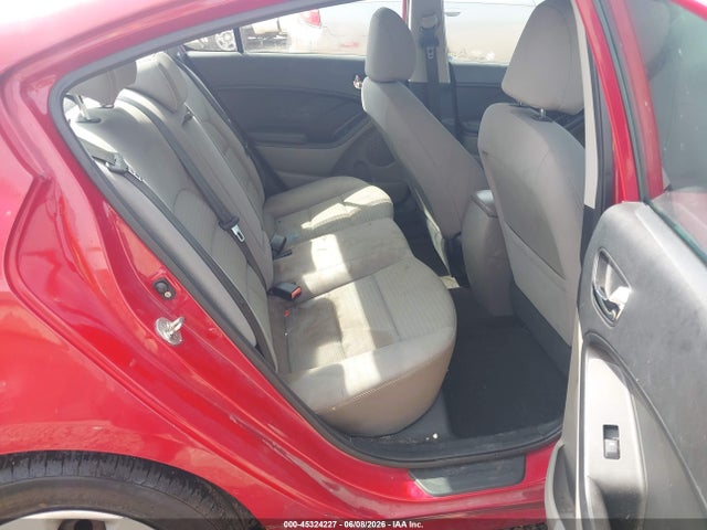 45324227 :رقم المزاد ، KNAFX4A60F5416316 vin ، 2015 Kia Forte Lx مزاد بيع