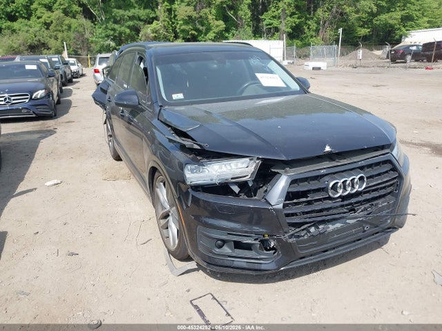 Продажа на аукционе авто 2017 Audi Q7 3.0t Premium, vin: WA1VABF72HD058001, номер лота: 45324252
