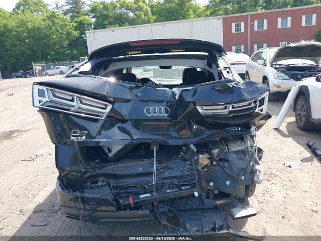 Продаж на аукціоні авто 2017 Audi Q7 3.0t Premium, vin: WA1VABF72HD058001, номер лоту: 45324252