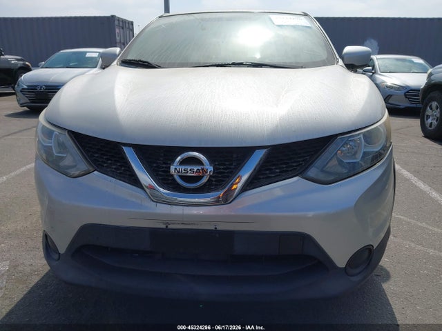 JN1BJ1CP3HW036300 Nissan Rogue Sport S