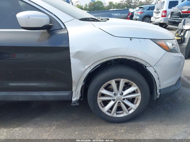 JN1BJ1CP3HW036300 Nissan Rogue Sport S