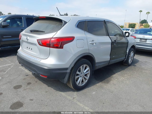 JN1BJ1CP3HW036300 Nissan Rogue Sport S