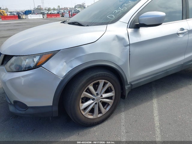 JN1BJ1CP3HW036300 Nissan Rogue Sport S