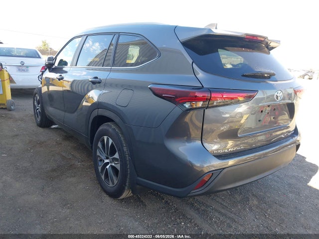 2025 Toyota Highlander Xle მანქანა იყიდება აუქციონზე, vin: 5TDKDRBHXSS590535, აუქციონის ნომერი: 45324332