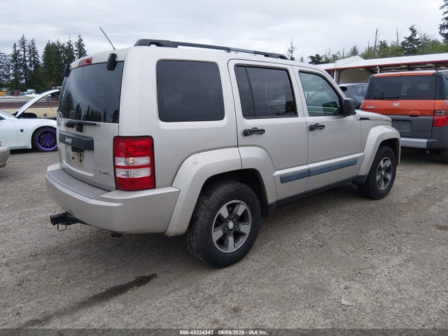 45324343 :رقم المزاد ، 1J8GP28KX8W134639 vin ، 2008 Jeep Liberty Sport مزاد بيع