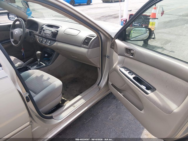 Aukcja sprzedaży 2005 Toyota Camry Std, vin: 4T1BE32K55U574101, numer aukcji: 45324357