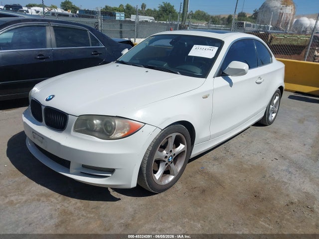 2011 Bmw 128i მანქანა იყიდება აუქციონზე, vin: WBAUP9C5XBVL89533, აუქციონის ნომერი: 45324391