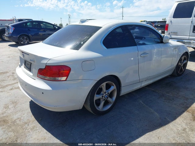 2011 Bmw 128i მანქანა იყიდება აუქციონზე, vin: WBAUP9C5XBVL89533, აუქციონის ნომერი: 45324391