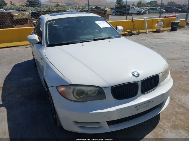 2011 Bmw 128i მანქანა იყიდება აუქციონზე, vin: WBAUP9C5XBVL89533, აუქციონის ნომერი: 45324391