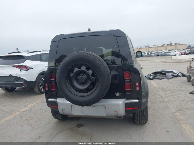 SALEKEEX6L2018359 Land Rover Defender 110 Standard