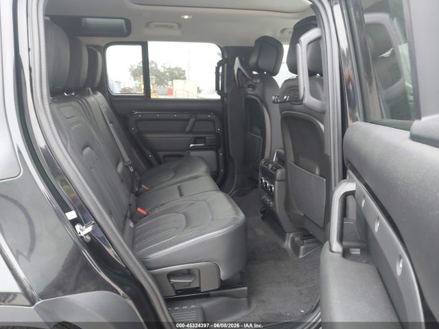 SALEKEEX6L2018359 Land Rover Defender 110 Standard