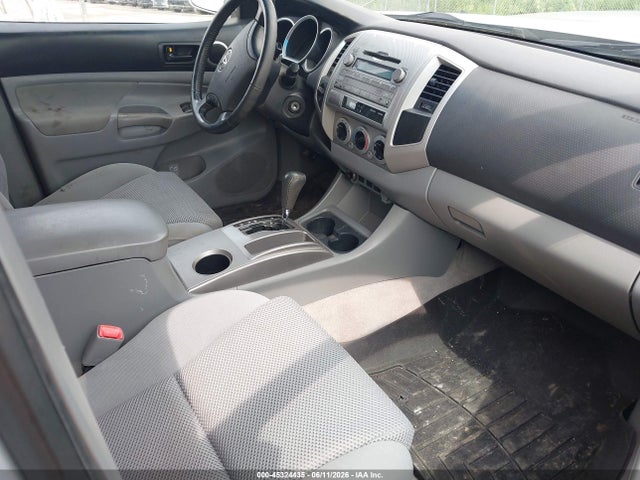 2010 Toyota Tacoma Base V6 მანქანა იყიდება აუქციონზე, vin: 5TEMU4FN9AZ710371, აუქციონის ნომერი: 45324435