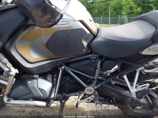 Aukcja sprzedaży 2020 Bmw R 1250 Gs Adventure, vin: WB10J5303LZF79460, numer aukcji: 45324448