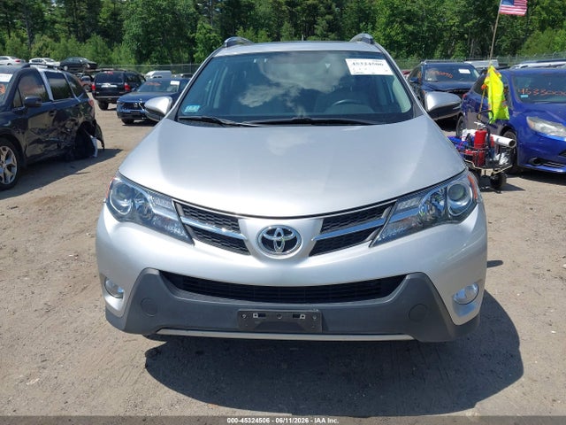 2T3RFREV4FW372041 Toyota Rav4 Xle