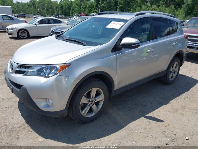 2T3RFREV4FW372041 Toyota Rav4 Xle