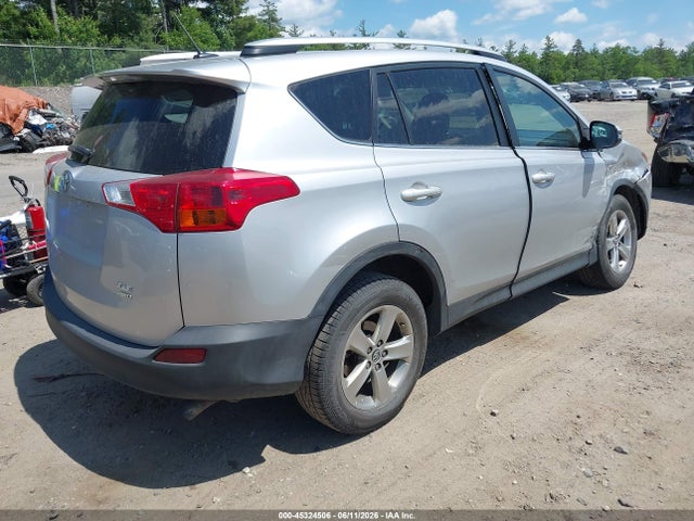 2T3RFREV4FW372041 Toyota Rav4 Xle