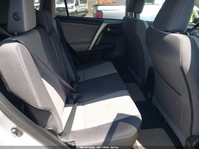 2T3RFREV4FW372041 Toyota Rav4 Xle