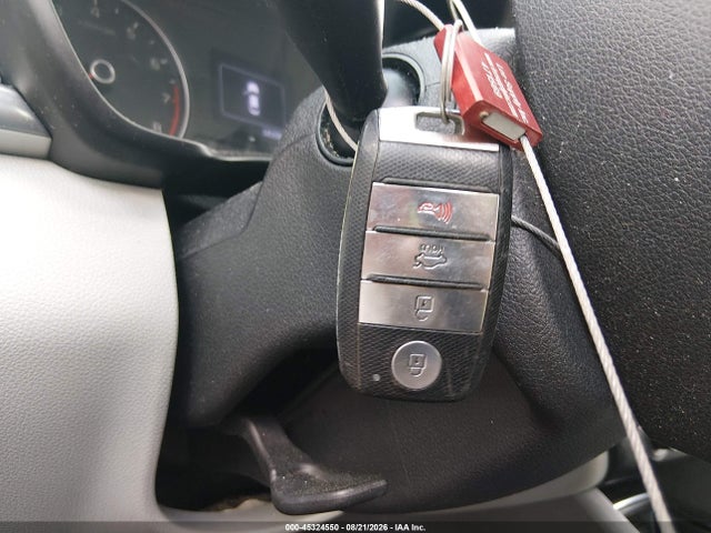 Продаж на аукціоні авто 2017 Kia Optima Ex, vin: 5XXGU4L3XHG133763, номер лоту: 45324550