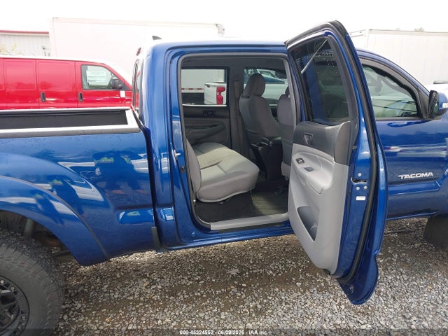 5TFMU4FN9FX031134 Toyota Tacoma Base V6