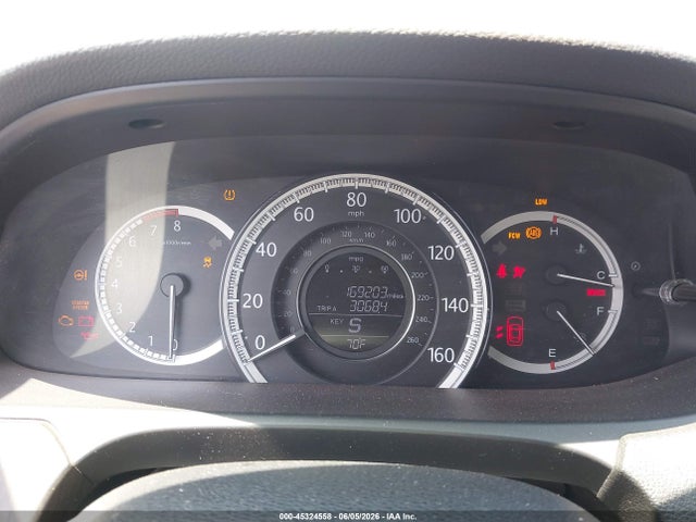 45324558 :رقم المزاد ، 1HGCR2F84EA105932 vin ، 2014 Honda Accord Ex-l مزاد بيع