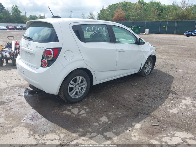 45324595 :رقم المزاد ، 1G1JC6SH5F4159396 vin ، 2015 Chevrolet Sonic Lt Auto مزاد بيع