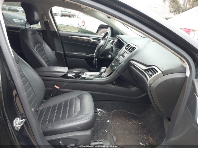 3FA6P0HD4ER258807 Ford FUSION SE