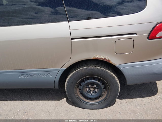 45324632 :رقم المزاد ، 4T3ZF19C03U515363 vin ، 2003 Toyota Sienna Ce مزاد بيع