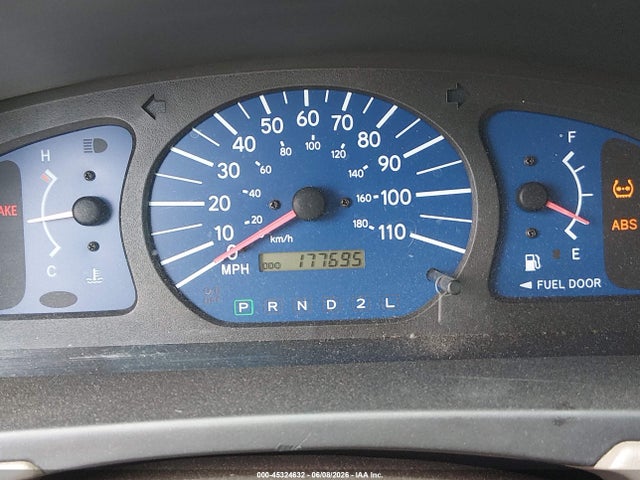 45324632 :رقم المزاد ، 4T3ZF19C03U515363 vin ، 2003 Toyota Sienna Ce مزاد بيع