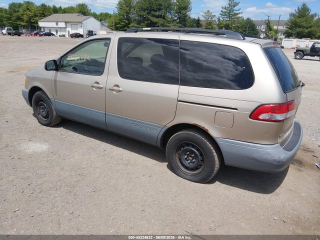 45324632 :رقم المزاد ، 4T3ZF19C03U515363 vin ، 2003 Toyota Sienna Ce مزاد بيع