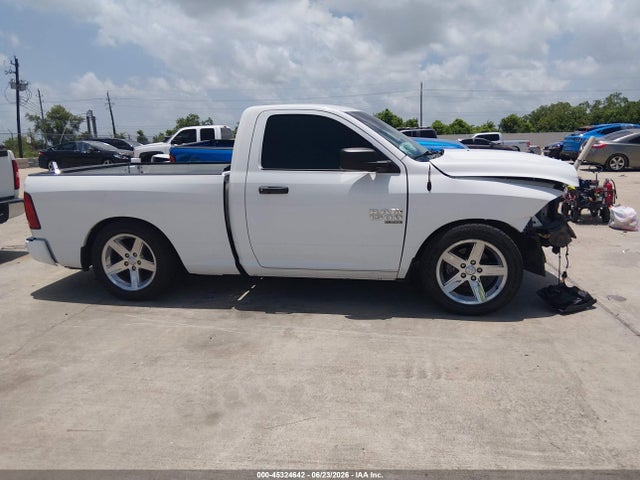 3C6JR6AG6KG729988 RAM 1500 Classic Express 4x2 6&#039;4 Box