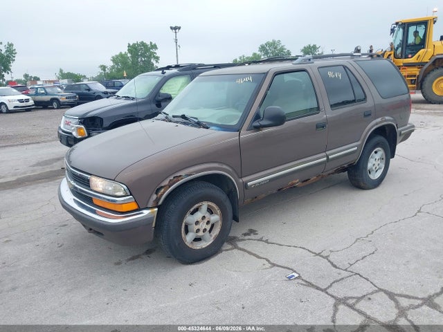1998 Chevrolet Blazer Ls მანქანა იყიდება აუქციონზე, vin: 1GNDT13W8W2275778, აუქციონის ნომერი: 45324644