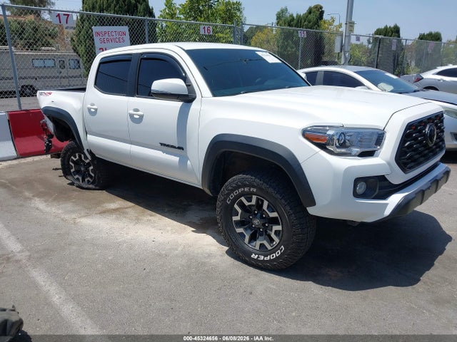 Auction sale of the 2022 Toyota Tacoma Trd Off Road, vin: 3TMCZ5AN5NM520726, lot number: 45324656