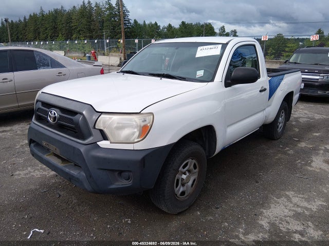 Toyota Tacoma 2014 5TFNX4CN3EX036117 Image 2