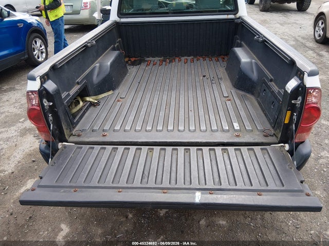 Toyota Tacoma 2014 5TFNX4CN3EX036117 Image 8