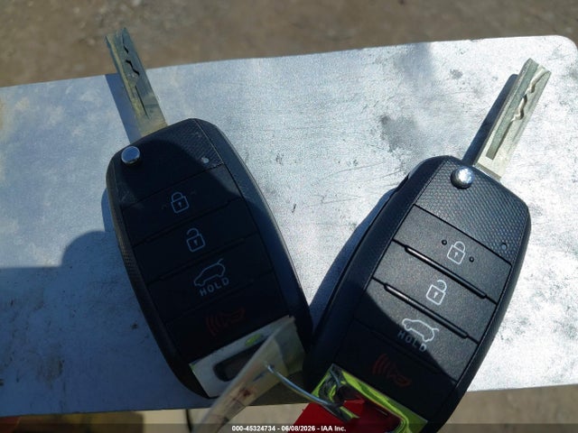 5XYPG4A38LG635864 KIA Sorento 2.4l Lx