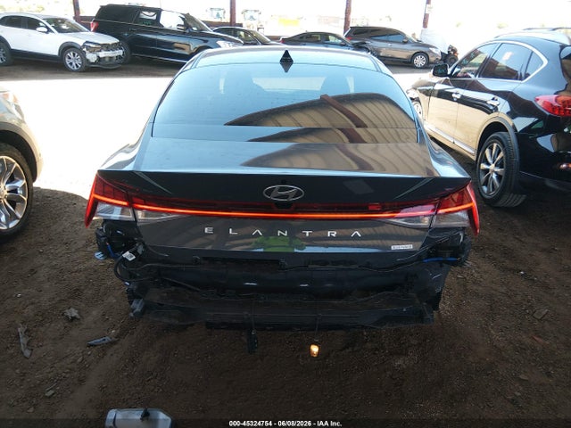 KMHLM4DJ0TU200123 Hyundai Elantra Hybrid Blue
