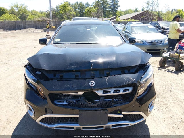 WDCTG4GB9LJ668136 Mercedes-Benz Gla 250 4matic
