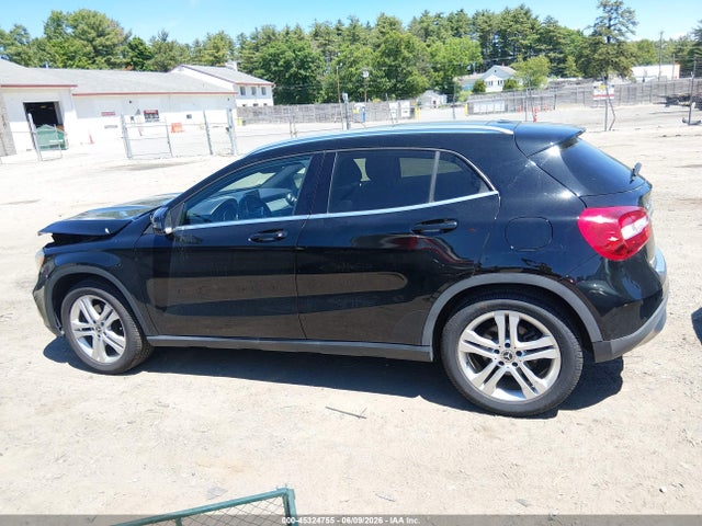 WDCTG4GB9LJ668136 Mercedes-Benz Gla 250 4matic