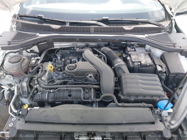 2024 Volkswagen Jetta 1.5t Sport მანქანა იყიდება აუქციონზე, vin: 3VWBM7BUXRM039613, აუქციონის ნომერი: 45324762