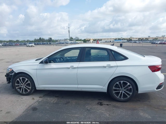 2024 Volkswagen Jetta 1.5t Sport მანქანა იყიდება აუქციონზე, vin: 3VWBM7BUXRM039613, აუქციონის ნომერი: 45324762