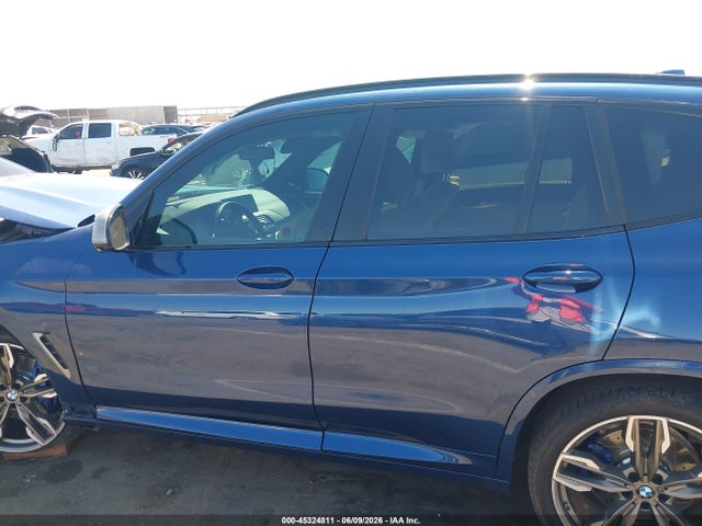 BMW X3 M40i 2018 5UXTS3C58J0Z02413 Image 15