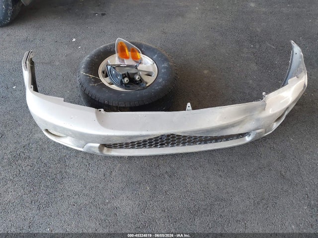 45324819 :رقم المزاد ، 5TDBT48A73S144246 vin ، 2003 Toyota Sequoia Limited V8 مزاد بيع