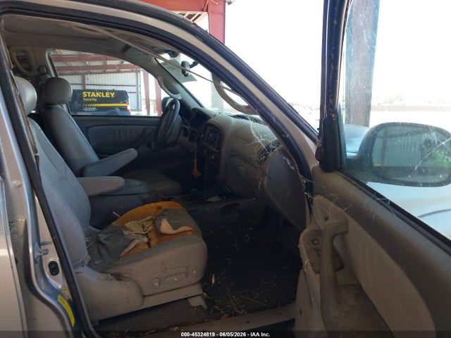45324819 :رقم المزاد ، 5TDBT48A73S144246 vin ، 2003 Toyota Sequoia Limited V8 مزاد بيع