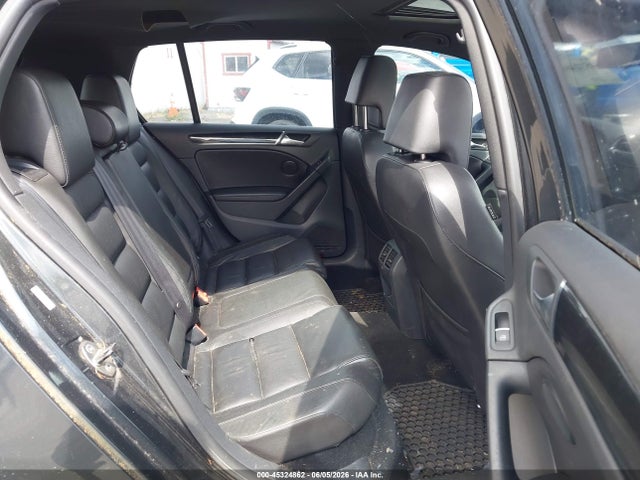 45324862 :رقم المزاد ، WVWHV7AJ1BW154625 vin ، 2011 Volkswagen Gti 4-door Autobahn مزاد بيع