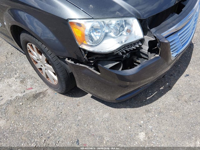 45324874 :رقم المزاد ، 2C4RC1BG4FR560696 vin ، 2015 Chrysler Town & Country Touring مزاد بيع